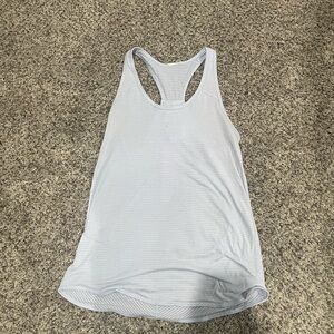 Light purple lulu lemon tank top